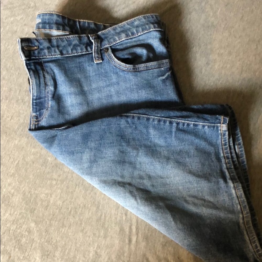 Bermuda jean shorts